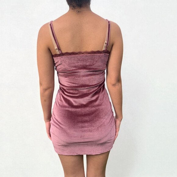 Urban Outfitters Velvet Bodycon Mini Dress In Dusty Rose Adjustable Straps Sz M - Picture 2 of 4